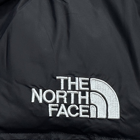 The North Face Men's Black and Blue Puffer Vest - Picture 4 of 7